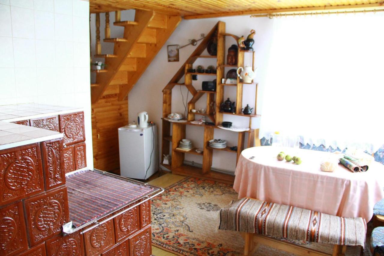 У Андрія Hotel Yaremche Luaran gambar