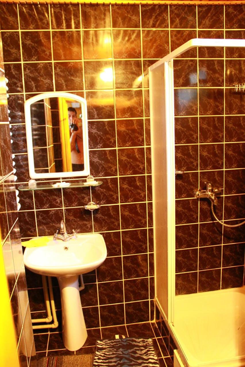 У Андрія Hotel Yaremche Luaran gambar
